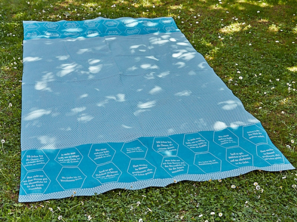 Strandtuch Julia | 100% Bio-Baumwolle | Genre: LIEBE | Farbe: Ozeanblau | Handtuch 65x140cm oder Liegetuch 130x200cm